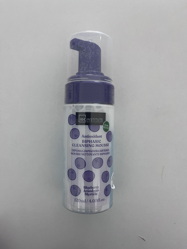 Mousse nettoyante biphasee Idc