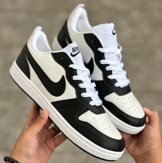 Nike Court Vision 