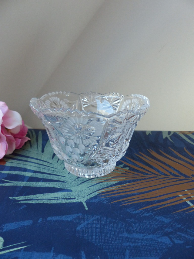 Ancien Vide Poche Romantique Verre Transparent et Opaque Décor de Fleurs, Petite Coupe Verre Décoration Chambre Salon Salle de Bain, Cadeau