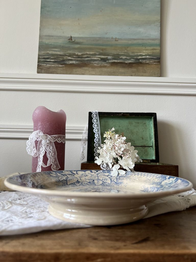 JARDINIERE - Plat piédouche de la manufacture Sarreguemines - Terre de Fer