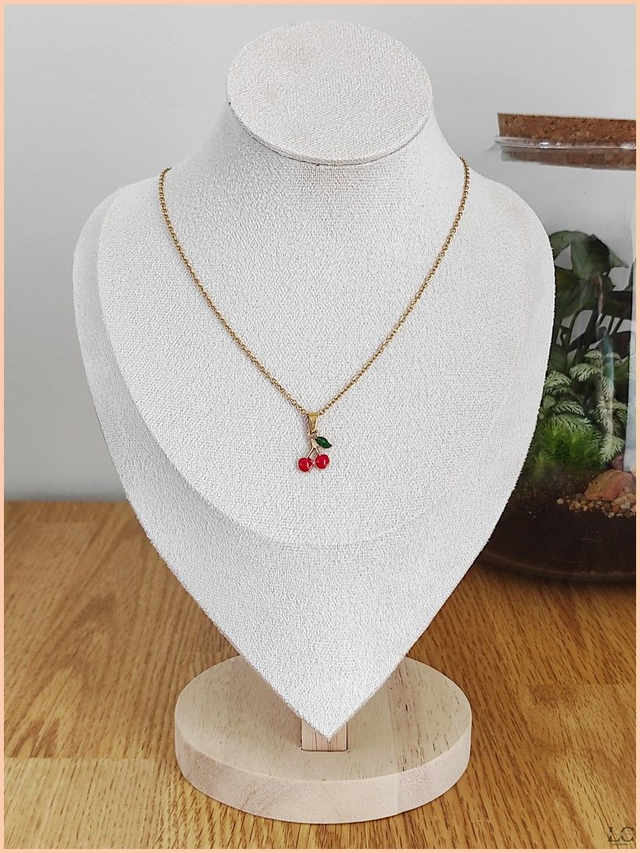 Collier cerises