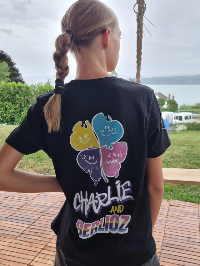 T Shirt tendance pour ado unisexe Black Flowers 11/12 ans 100% coton organic