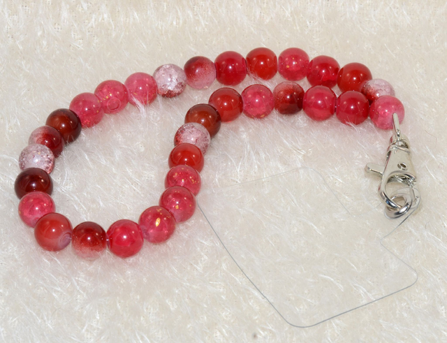 D02 - Dragonne téléphone perles verre cerise