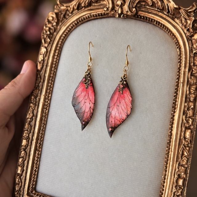 Prêteresse rouge - boucles d'oreilles