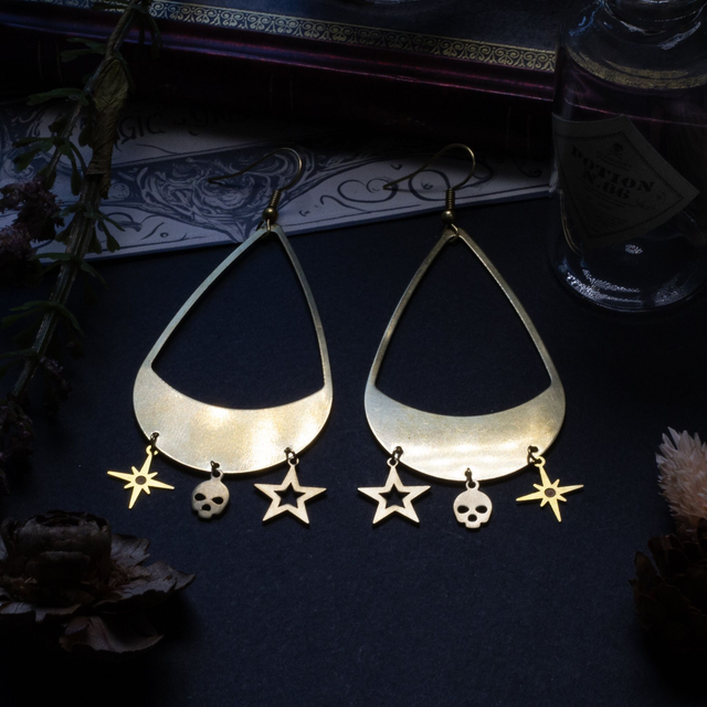 "me and the devil" boucle d'oreille en laiton 