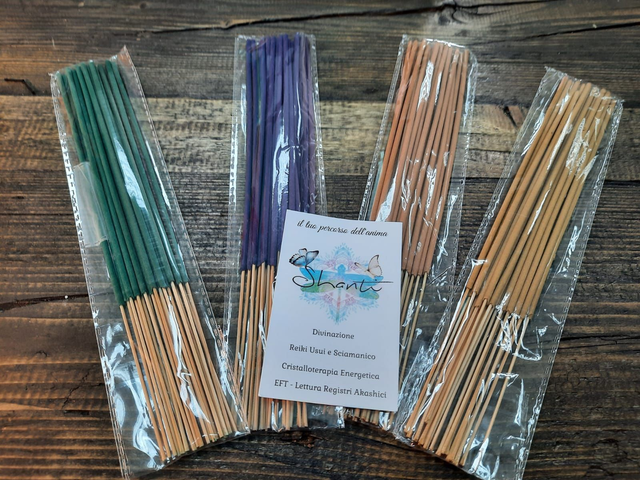 Incensi in bastoncini