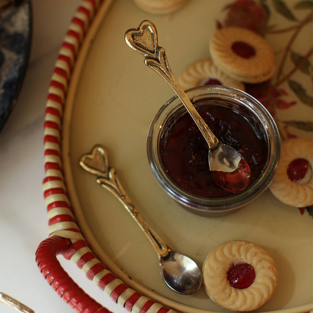 Doing Goods teaspoon hart