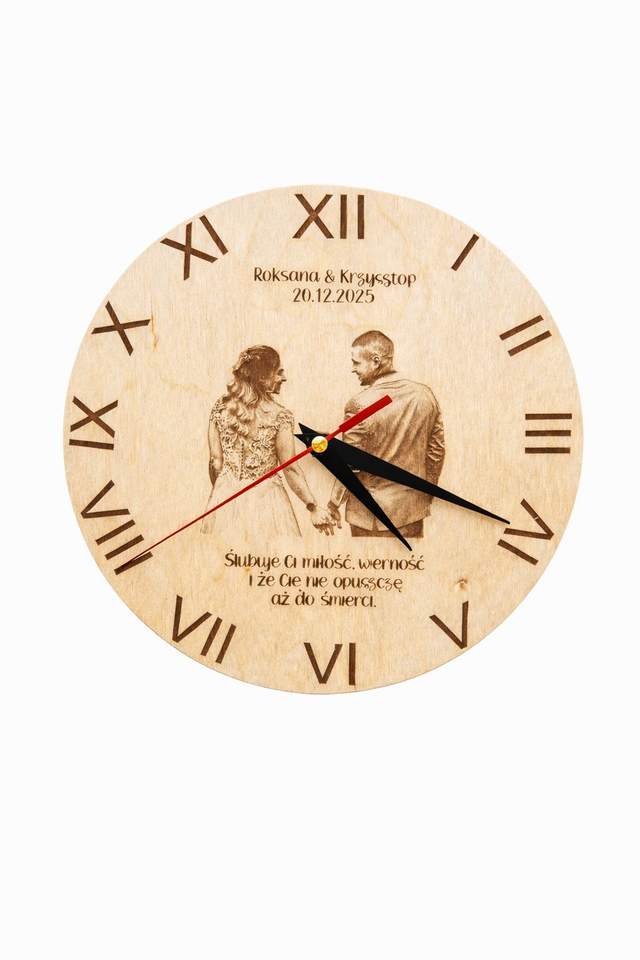 Personalizowany drewniany zegar z grawerem zdjęcia