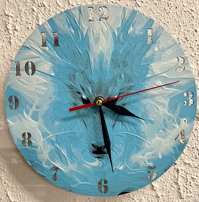 Drache im Nebel Blau-Weiss-Schwarz