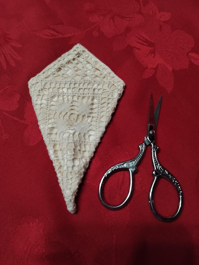 Pochette + ciseaux saumonée 