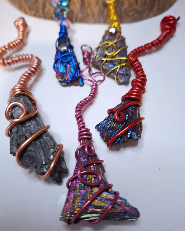 ESCOBAS DE TURMALINA 