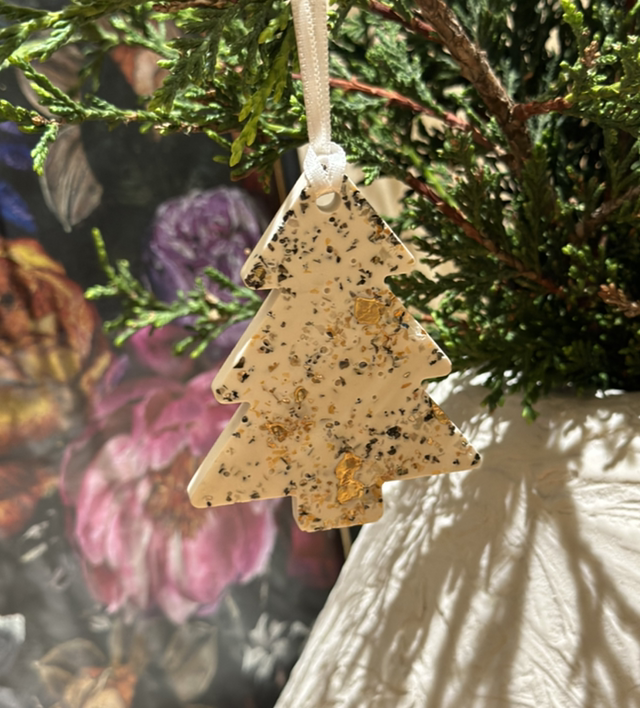 SET OF 4 BAUBLES GOLD