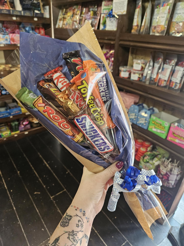Hand held chocolate bouquets
