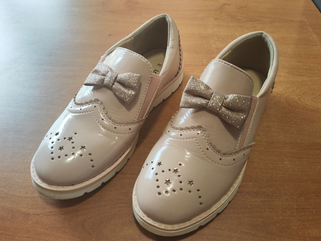 Chaussures rose pale en 34