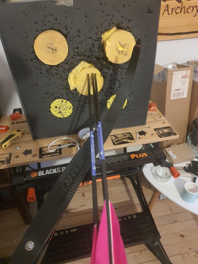 BORDER Archery - Fûts carbone (par 12)