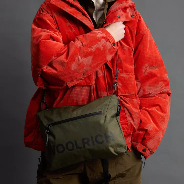 Woolrich Crossbodytas met logo van X-PAC by Todd Snyder Olive