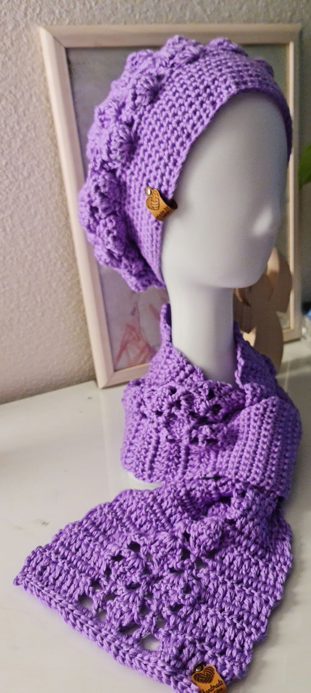 Set Beanie und Kurzschal "lila"