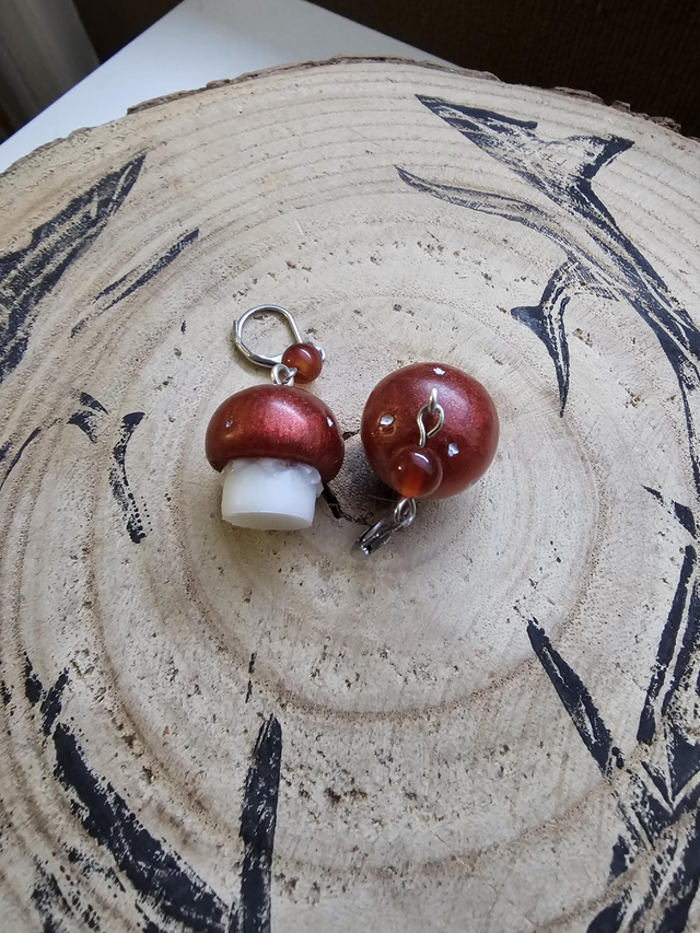 Champignons cuivre &amp; cornaline 