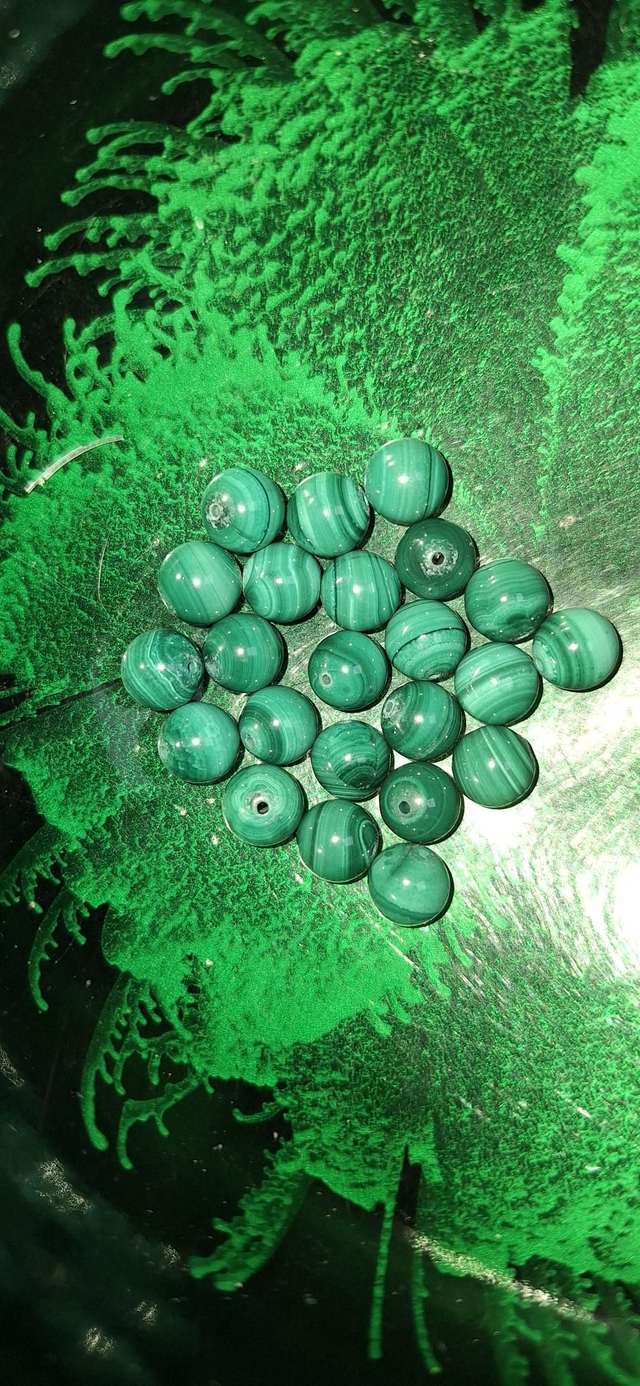 Malachite 8mm LAST CHANCE