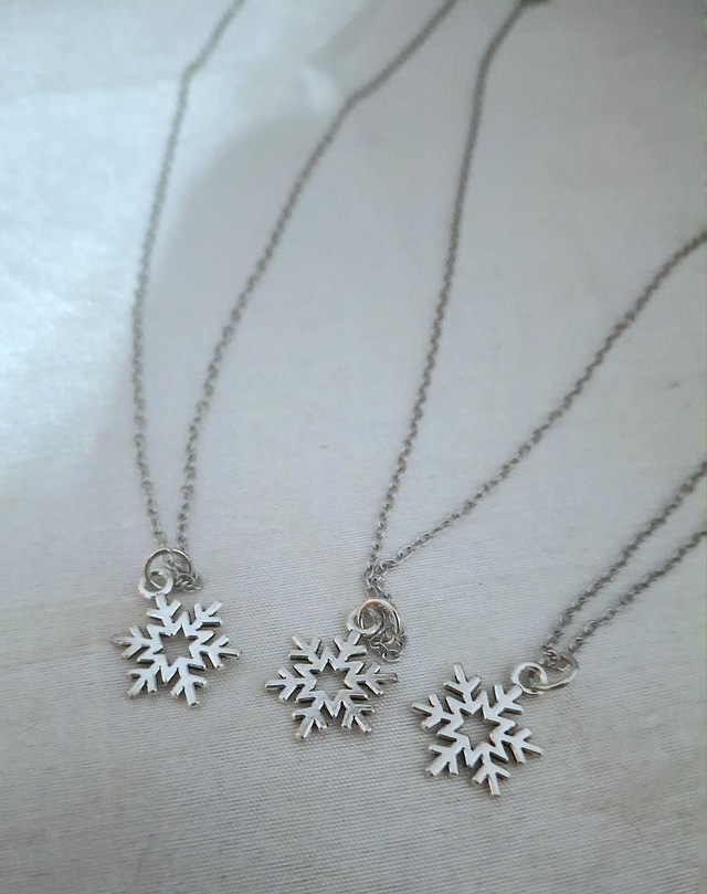 Silver Snowflake Necklace 