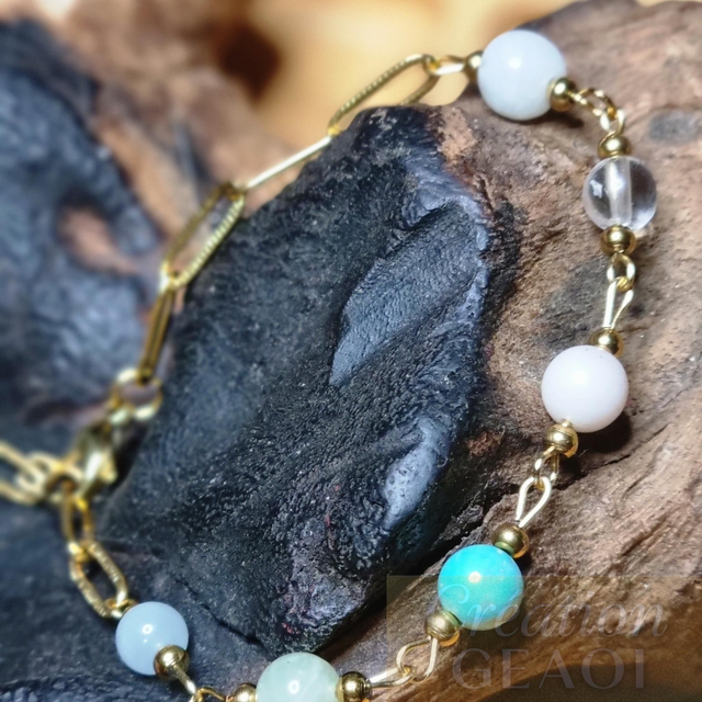 Bracelet des êtres chers :Emeraude, cristal de roche, Opale rose, turquoise, jade vert,aigue marine