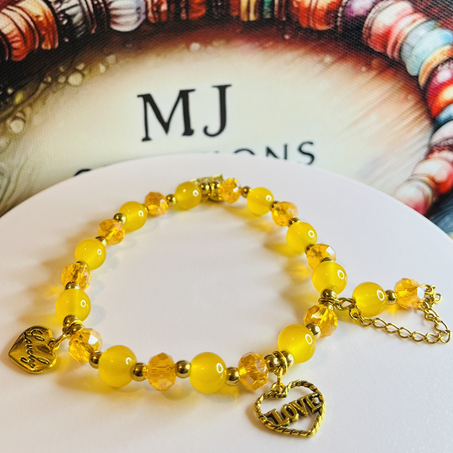 Golden Heart Glow Armband met Hartjes &amp; Bedels – Lovely &amp; Love | Handgemaakt Sieraad