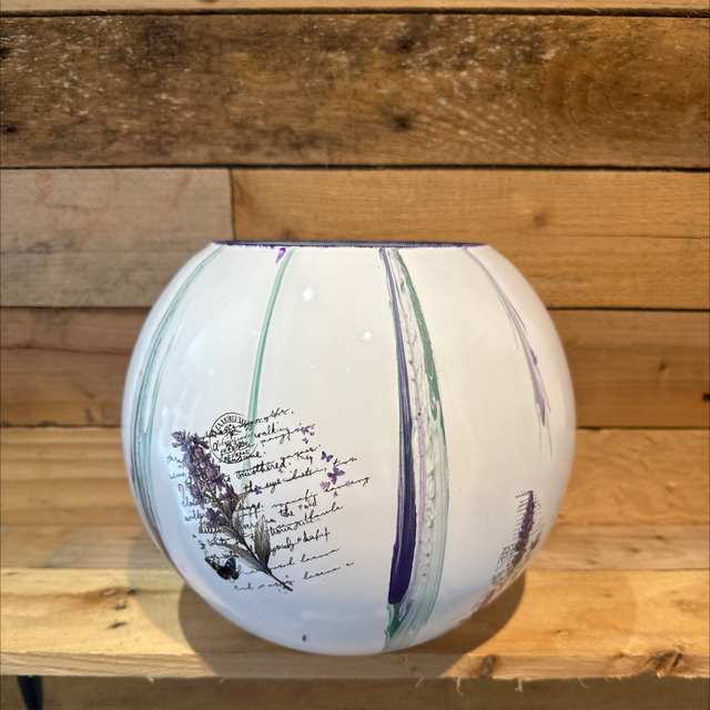 Large Resin Pour Lavender Bowl with Lights 