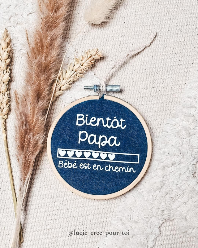 Mini-couronne pour annonce spéciale