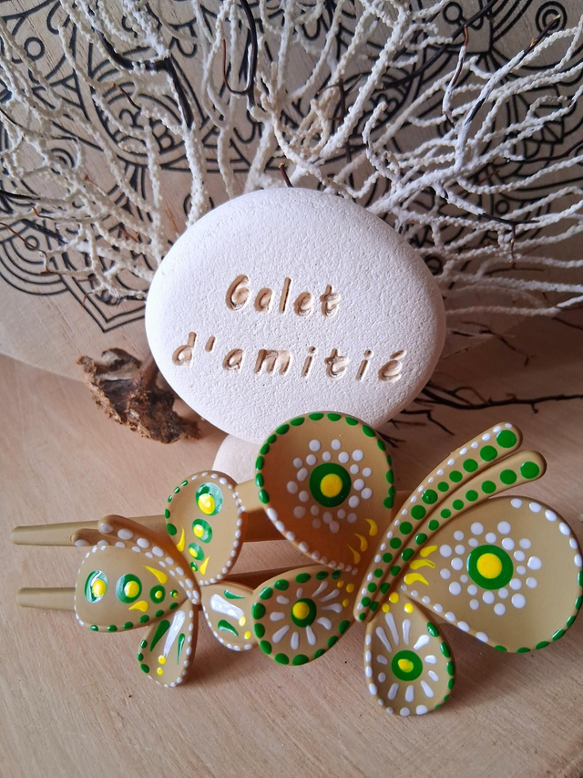 Pince à cheveux mandala papillon vert/blanc/jaune