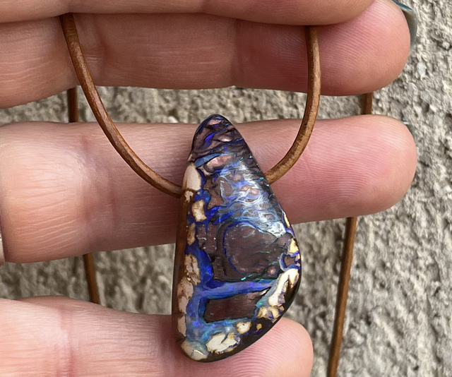 Pendentif en Opale Boulder