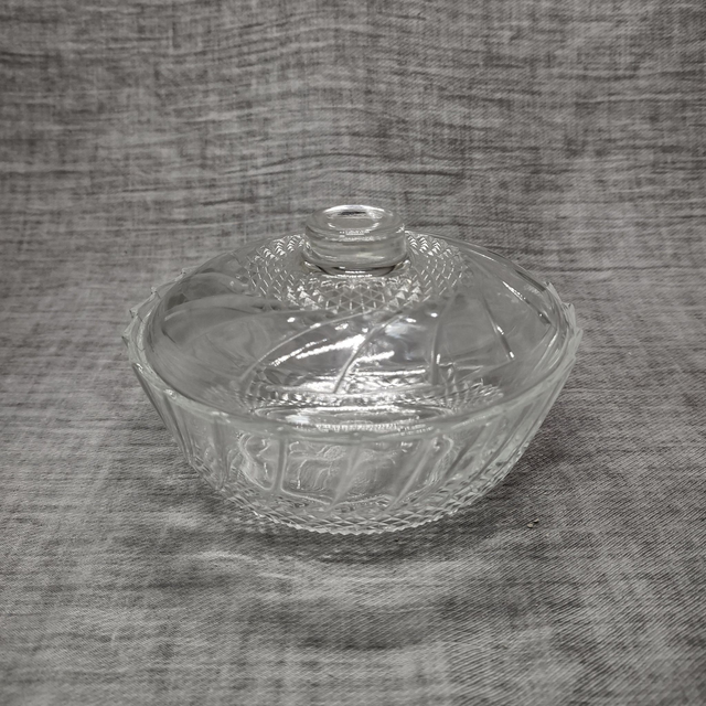 Indonesisch serveerschaaltje met deksel | 2 Delig bewerkt glazen uitvoering (diameter 13 | hoogte 8 cm) | Vintage - chipje rand schaaltje