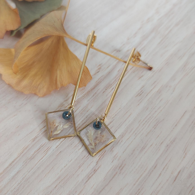 Boucles d'oreilles "Solange" pendantes fleurs naturelles séchées acier inoxydable doré or 18k