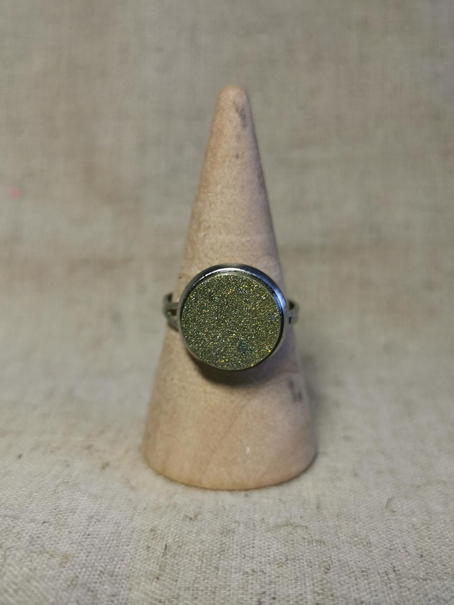 Bague plate paillettes verte