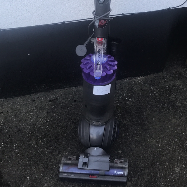 Sold - Dyson DC40 Hoover - M42