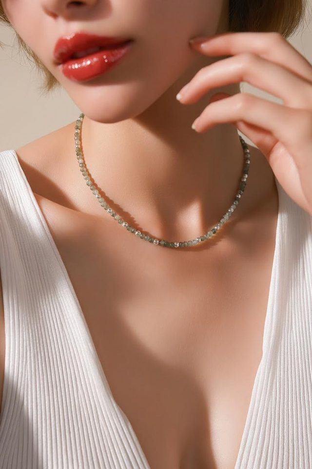 "Labradorite" - Collier perles 4mm - C-008