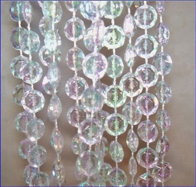 Super sparkly acrylic garland - 20 to 25 metres per pack - great for your wedding DIYs and decor - plastic crystal garland