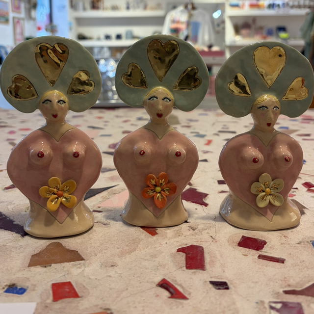 EK11 3xstatuettes 