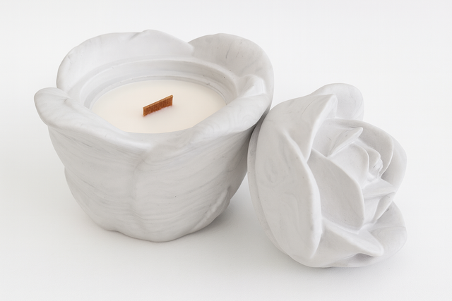 Bougie parfumée &quot;La Rose&quot; - Bois de Santal