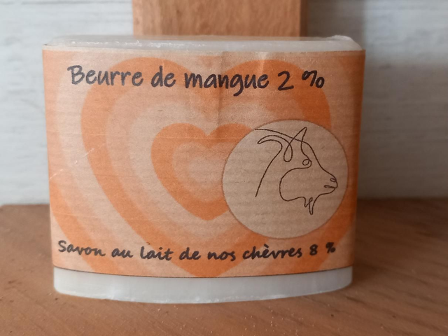 Savon au lait de chèvre 8% et beurre de mangue 2%