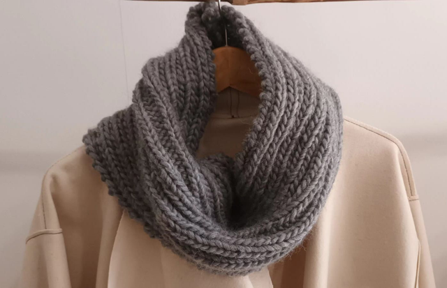 100% wool knit Collars