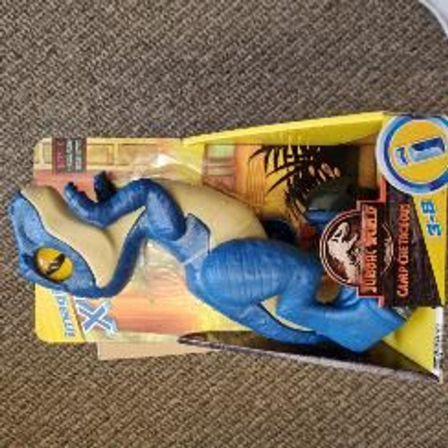 JURASSIC WORLD RAPTOR