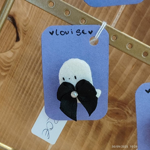 Broche fantôme &quot;Louise&quot;