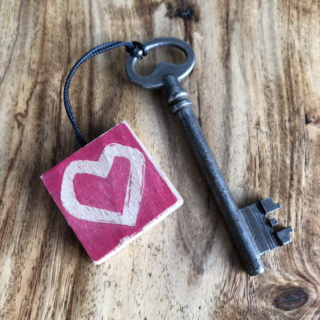 porte-clés cœur.1 rouge