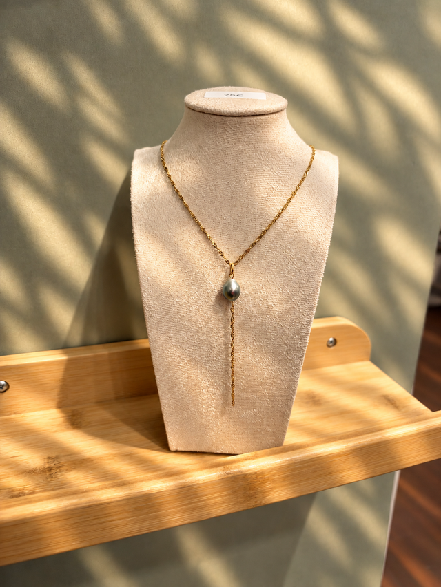Collier Tevaite