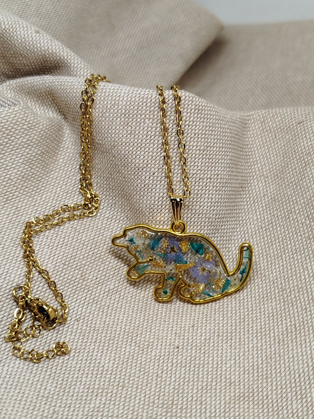 Collier pendentif Anastasia coloris bleu