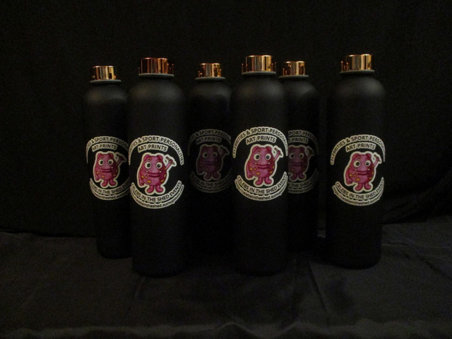 Celebs In The Shed 1000ml Frosted Gradient Sports Reusable Water Bottle 