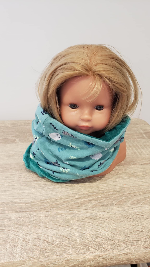 Tour de cou bébé monstre