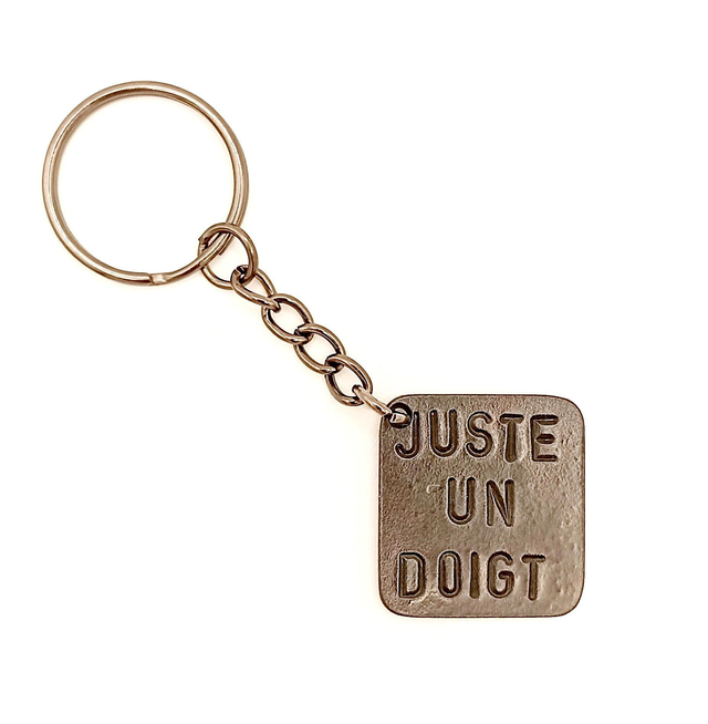 Porte clé artisanal - JUSTE UN DOIGT.