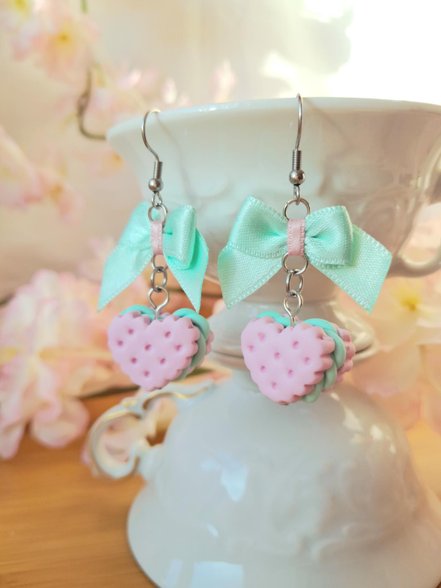 Keksikorvakorut - Mansikkaminttu