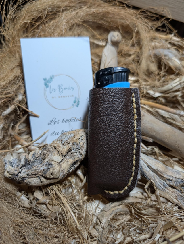 Étui à briquet chocolat couture beige